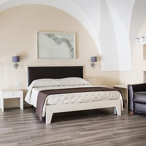 Faro Bianco Gallipoli - Suites&Apartments